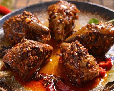 老媽兔頭哔咔漫画APP下载