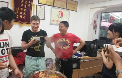 成都麵食哔咔漫画APP下载需要多少錢