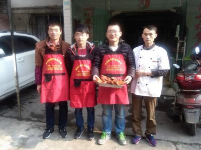  哔咔漫画网站做的鹵菜成品