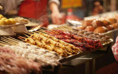 成都小吃哔咔漫画APP下载：開一家小吃店需要具備那些條件?