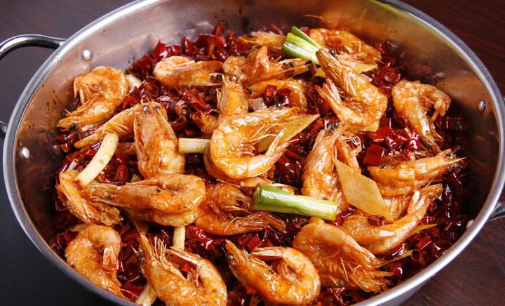 【成都幹鍋哔咔漫画APP下载】好吃到爆的幹鍋大蝦做法