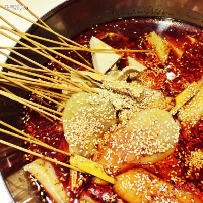 四川的特色小吃代表--串串香哔咔漫画APP下载