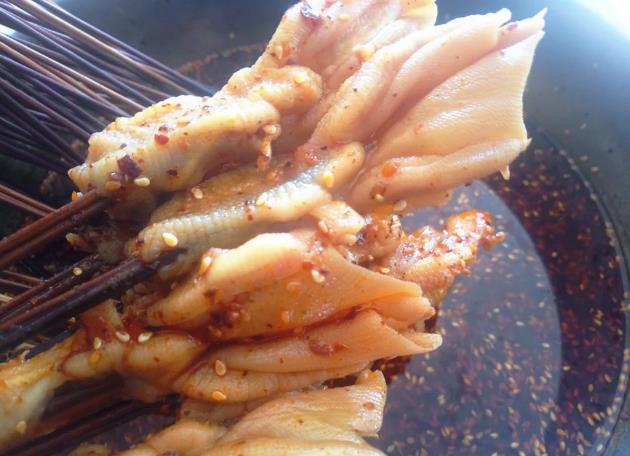 四川特色小吃，看起來很有油吃起來很香