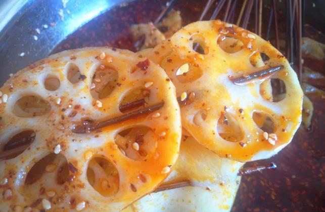 四川特色小吃，看起來很有油吃起來很香