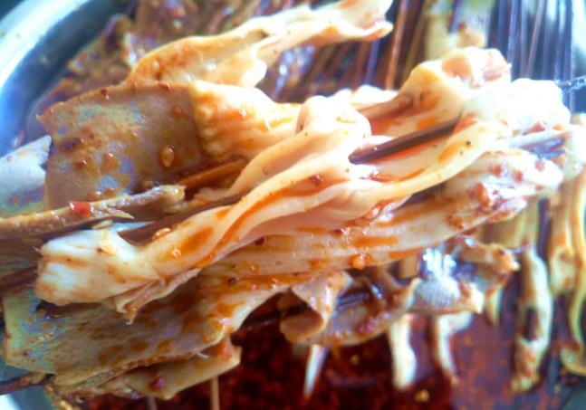 四川特色小吃，看起來很有油吃起來很香