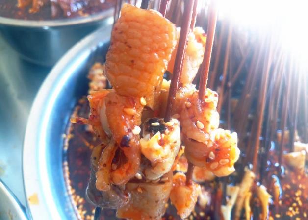 四川特色小吃，看起來很有油吃起來很香