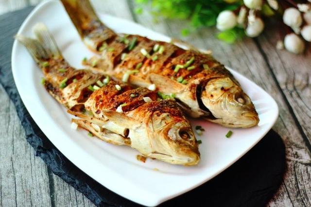 好吃到停不下筷子的香酥烤魚，做法簡單，少油少鹽，吃起來更健康