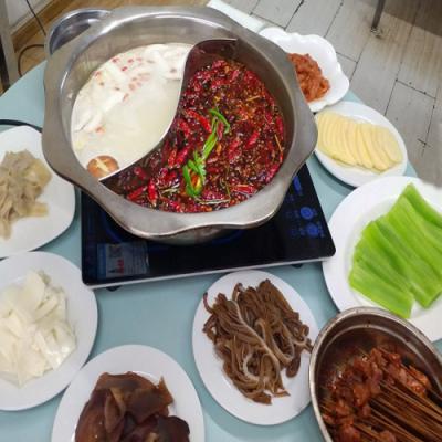 清油與牛油火鍋有什麽區別?成都火鍋技術哔咔漫画APP下载告訴你!