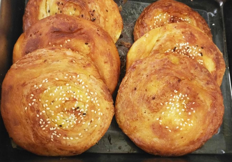 鍋盔哔咔漫画APP下载