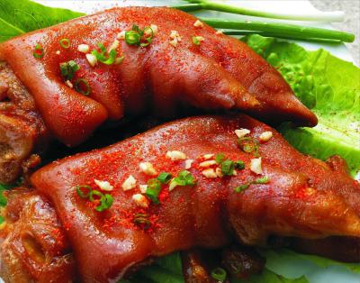 烤豬蹄技術哔咔漫画APP下载 傳統的醃製方法均衡營養