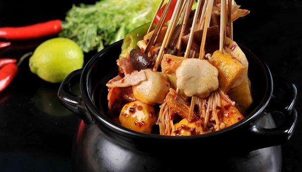 冷鍋串串哔咔漫画APP下载