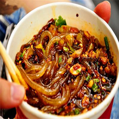 手工酸辣粉技術哔咔漫画APP下载,各種人群的特色小吃項目