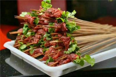 串串香哔咔漫画APP下载哪家靠譜?原材料的搭配