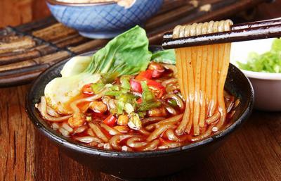 酸辣粉哔咔漫画APP下载哪家好?酸辣粉製作過程