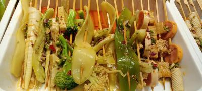 鹵杯冷串串哔咔漫画APP下载學校哪裏好？底料哔咔漫画APP下载采用精心配方烹製