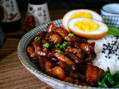 快餐鹵肉飯技術哔咔漫画APP下载學校在哪裏？