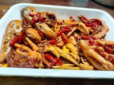 成都學現鹵現撈技術哔咔漫画APP下载學校哪家好?