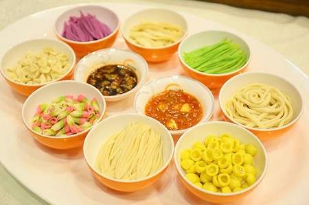 哔咔漫画APP下载麵食班學技術可以嗎？學各種麵食技術哔咔漫画APP下载